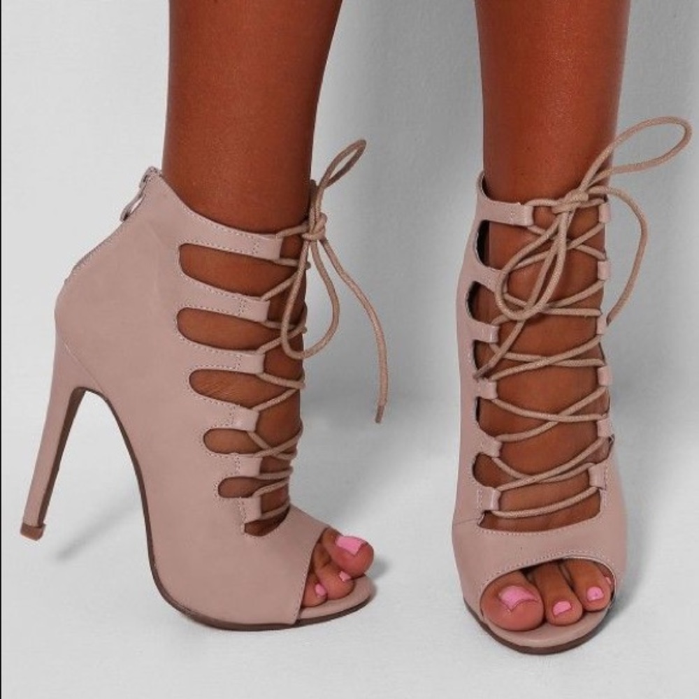 **SOLD** Glaze lace front heels